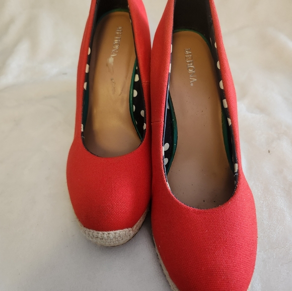 Red wedge-heel - Picture 2 of 5